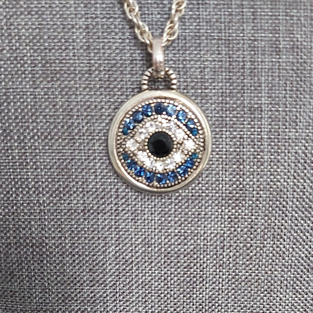 Evil Eye Crystal Pendant Charm - Picture 3 of 8
